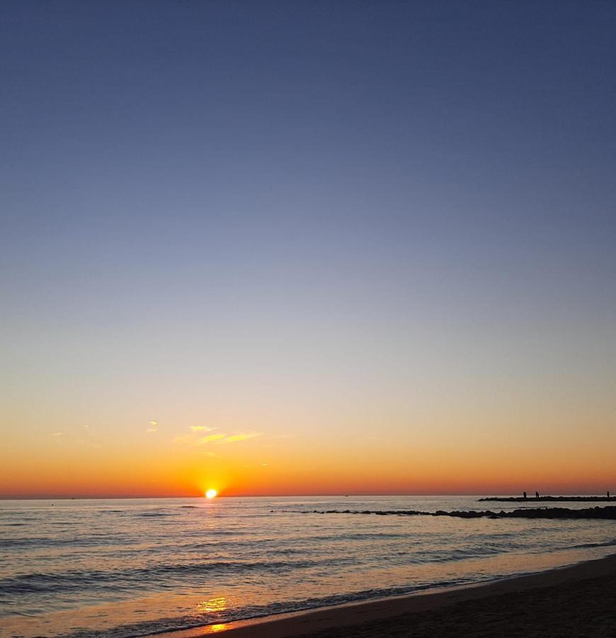 La Passeggiata Apartment Lido di Ostia Ngoại thất bức ảnh